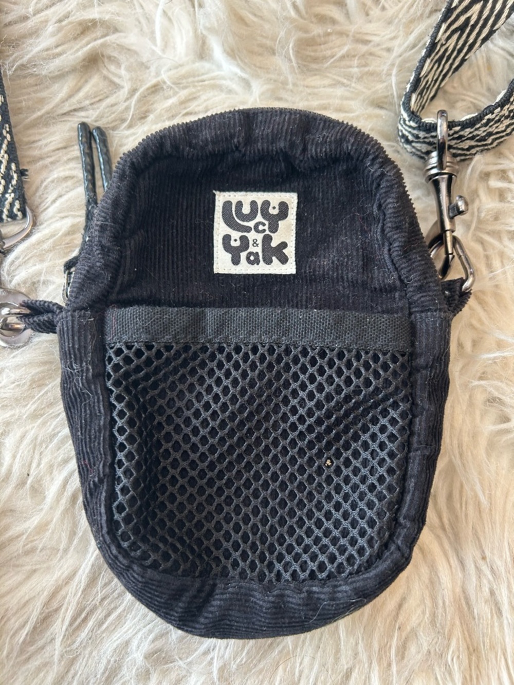 Lucy & Yak Black Crossbody Mini Bag - Picture 6 of 13